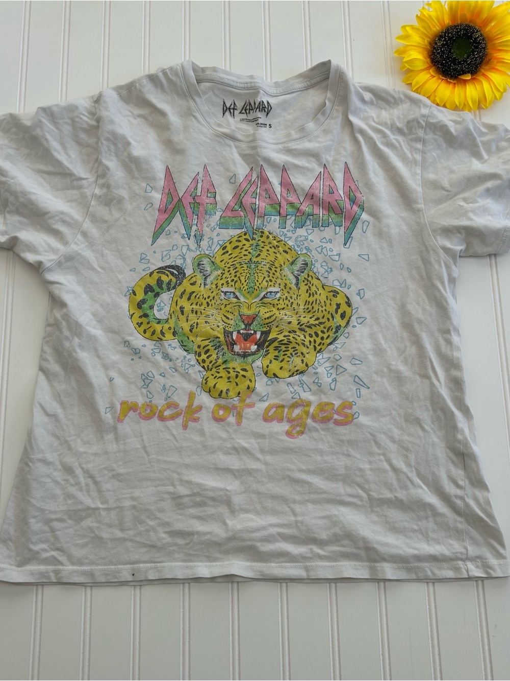 Def Leppard 'Rock of Ages' White Graphic Tee